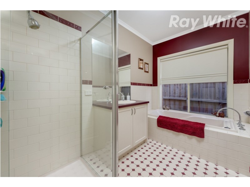 17 Portobello Terrace, South Morang VIC 3752