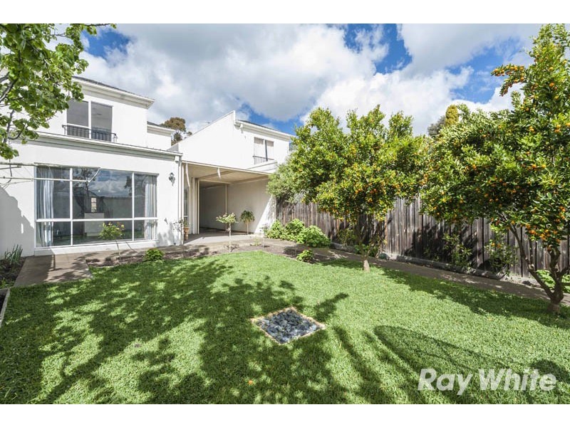10 Sugargum Drive, Bundoora VIC 3083