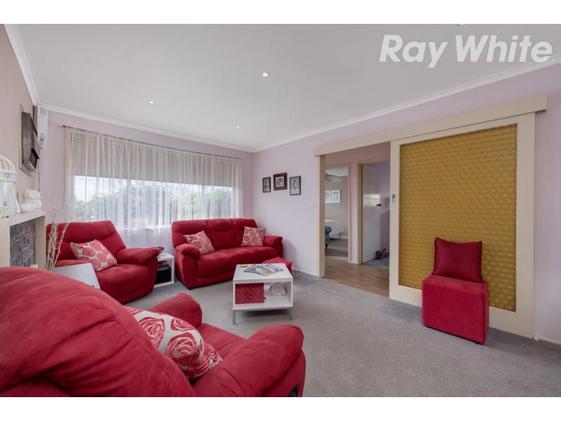 4 Neilsen Crescent, Bundoora VIC 3083