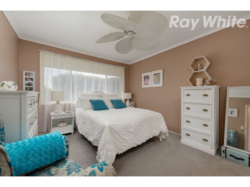 4 Neilsen Crescent, Bundoora VIC 3083