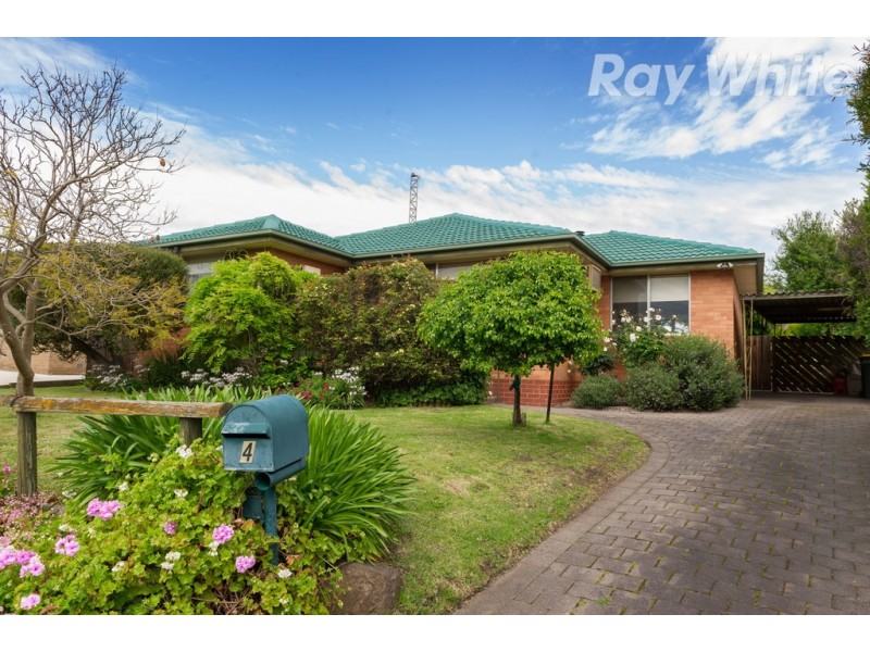 4 Neilsen Crescent, Bundoora VIC 3083