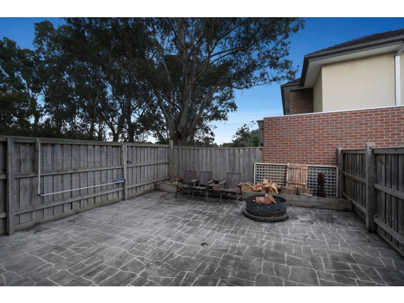 21/5 Delacombe Drive, Mill Park VIC 3082