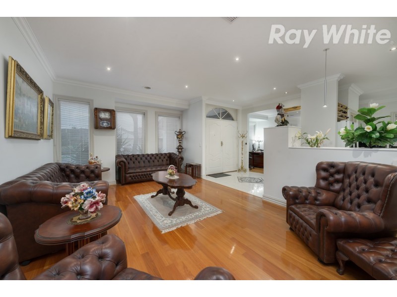 13 Parkside View, South Morang VIC 3752