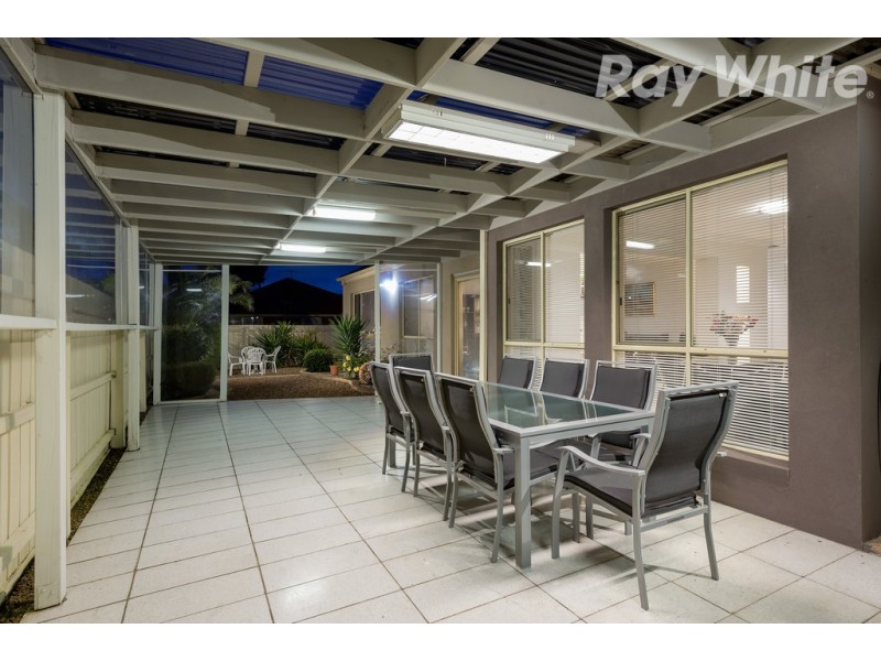 13 Parkside View, South Morang VIC 3752