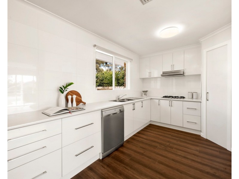 49 Josef Avenue, Bundoora VIC 3083