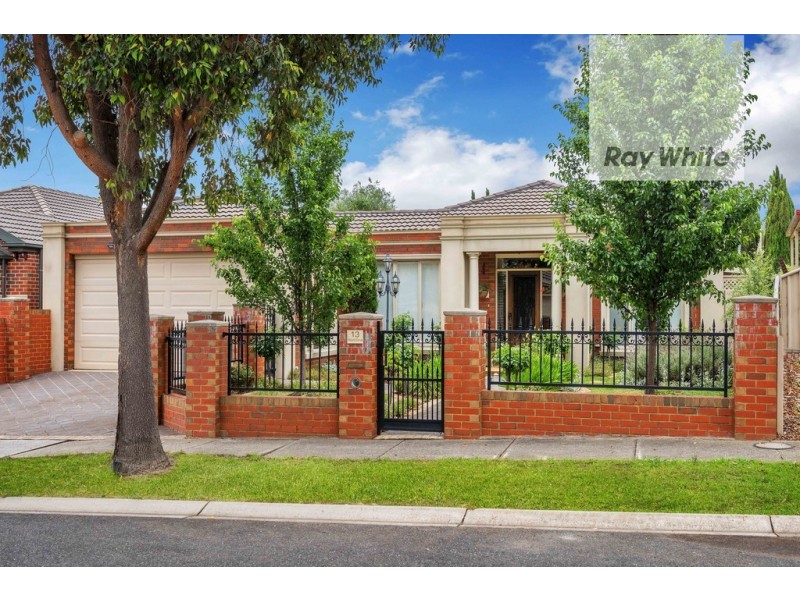 13 Ward Drive, Mill Park VIC 3082