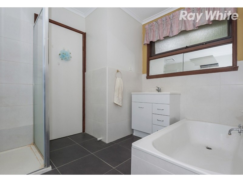 24 Milton Parade, Bundoora VIC 3083