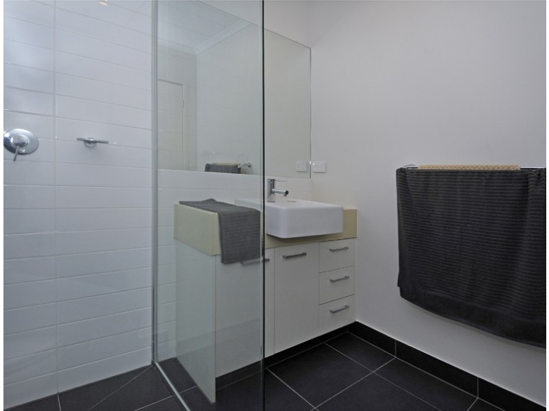 3 Snake Gully Drive, Bundoora VIC 3083