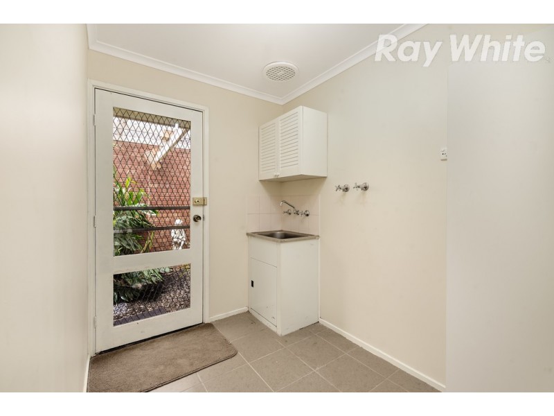 4 Denham Place, Mill Park VIC 3082