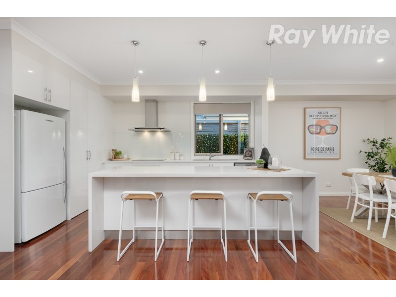 28 Curtis Avenue, Watsonia VIC 3087