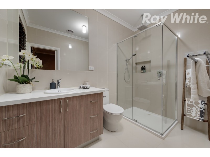 28 Curtis Avenue, Watsonia VIC 3087