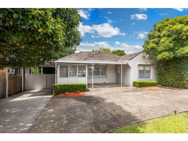 84 Watsonia Road, Watsonia VIC 3087