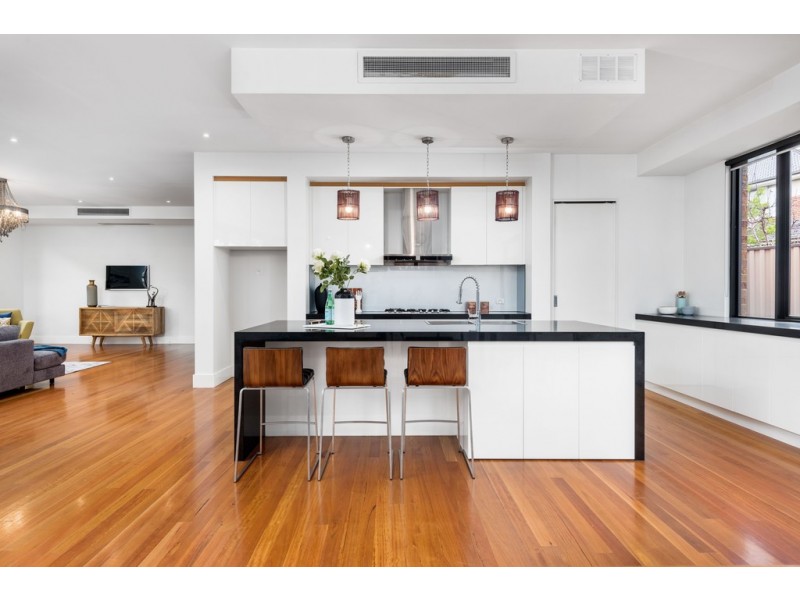 67 Ancona Drive, Mill Park VIC 3082