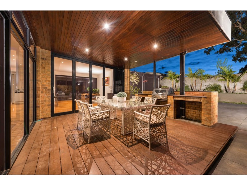 67 Ancona Drive, Mill Park VIC 3082