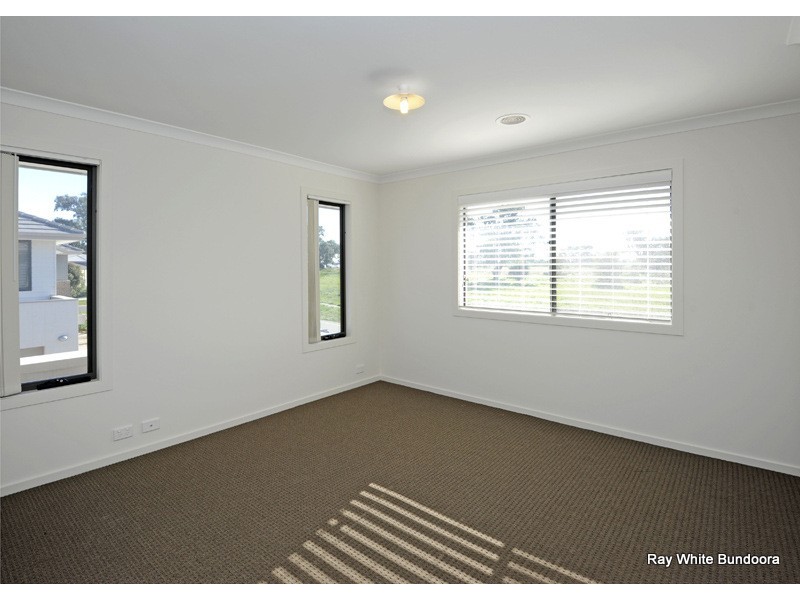 22 Pimpinella Pass, Mernda VIC 3754