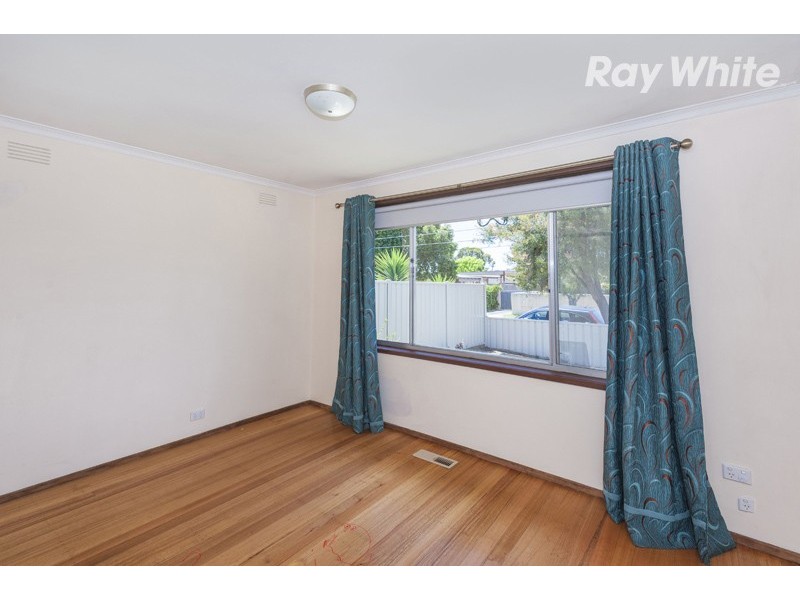 4 Windsor Crescent, Bundoora VIC 3083