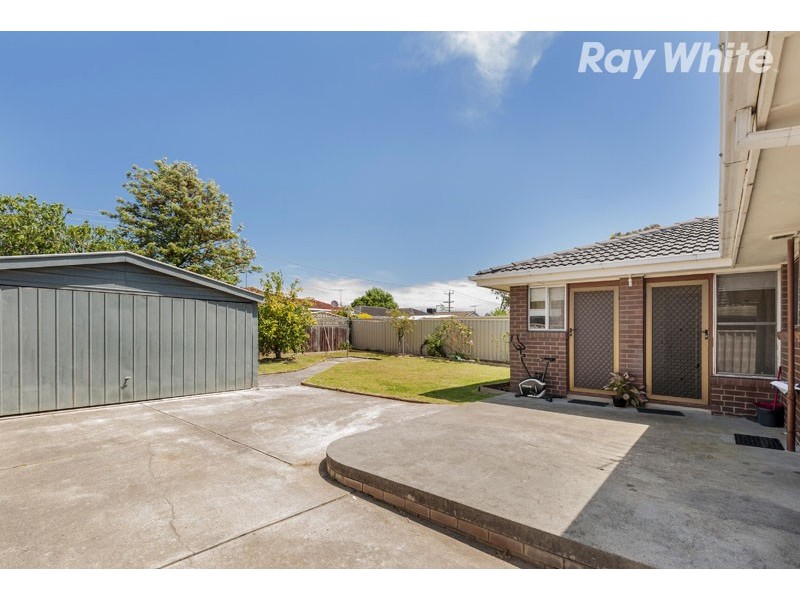 4 Windsor Crescent, Bundoora VIC 3083