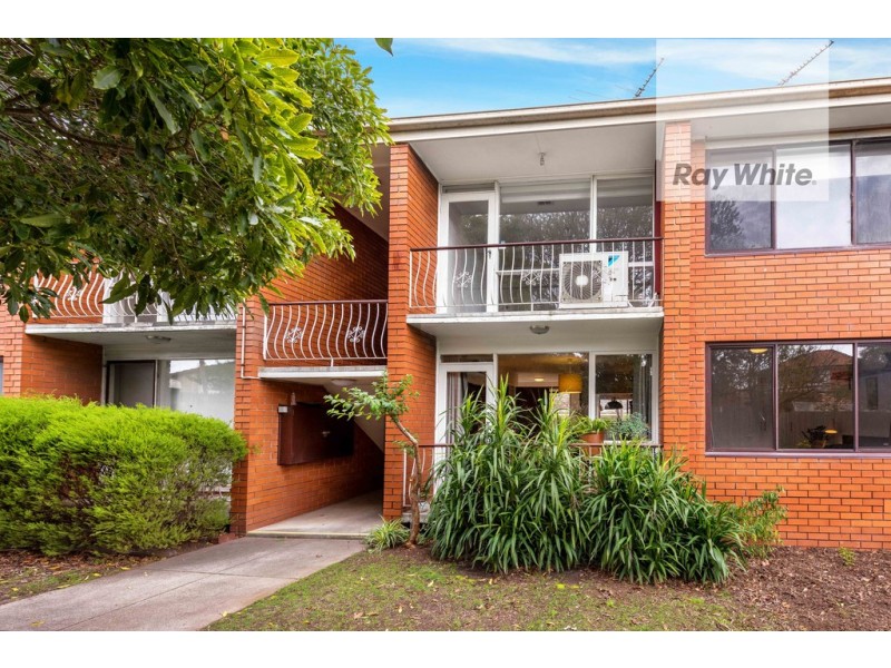 2/30 Robb Street, Reservoir VIC 3073