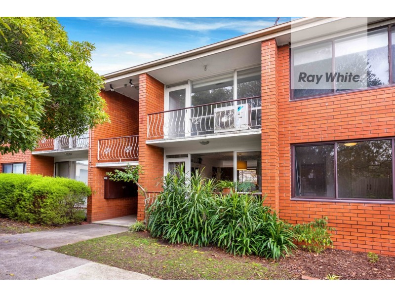 2/30 Robb Street, Reservoir VIC 3073