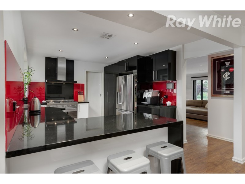 1 Overton Close, Greenvale VIC 3059