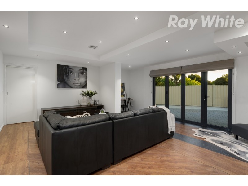 1 Overton Close, Greenvale VIC 3059