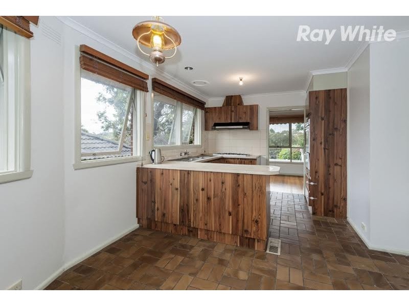 33 Byrne Crescent, Watsonia North VIC 3087