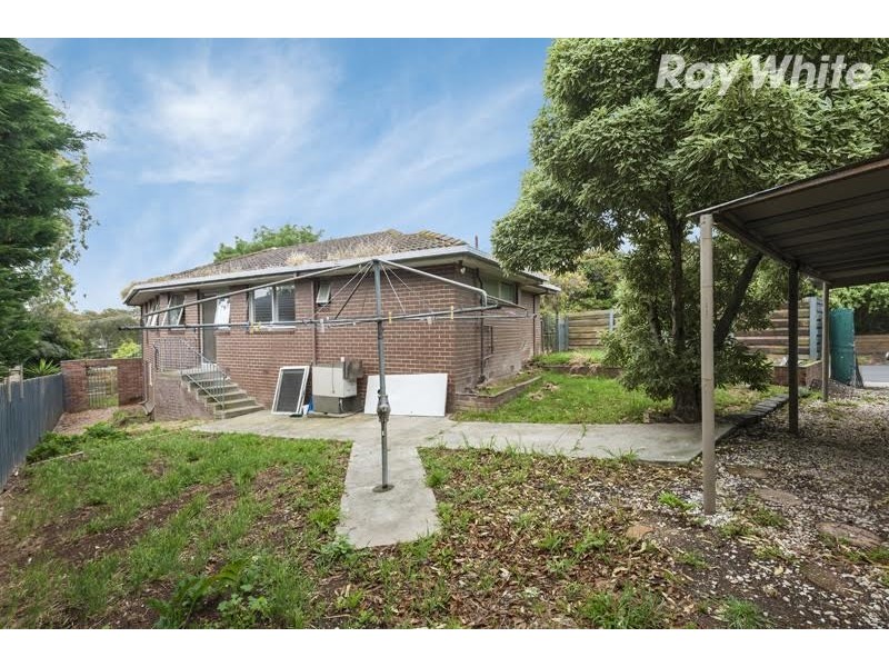 33 Byrne Crescent, Watsonia North VIC 3087