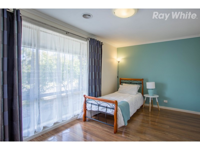 19 Jolly Terrace, South Morang VIC 3752