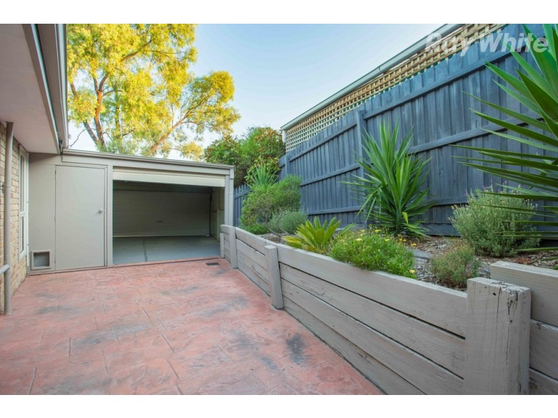 19 Jolly Terrace, South Morang VIC 3752