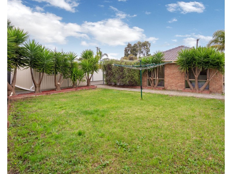 13 Coronet Close, Epping VIC 3076