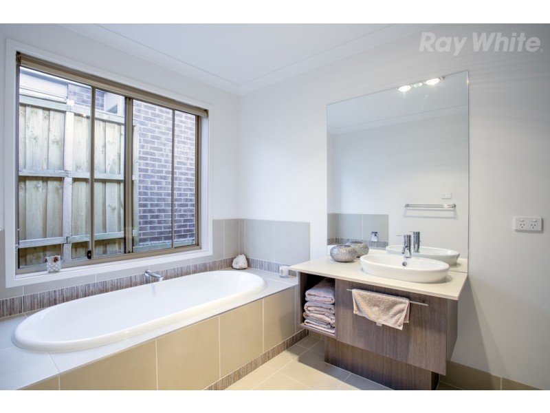 5 Turnstone Street, Doreen VIC 3754