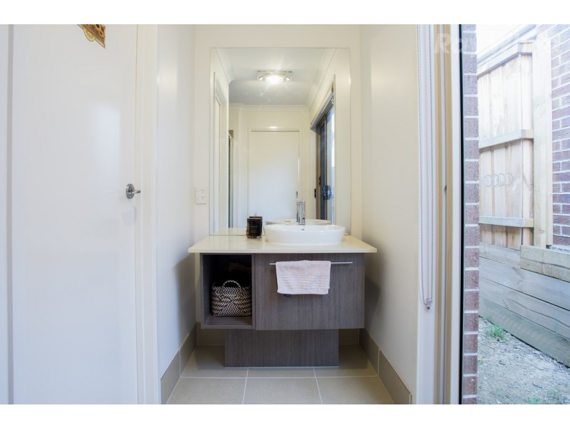 5 Turnstone Street, Doreen VIC 3754