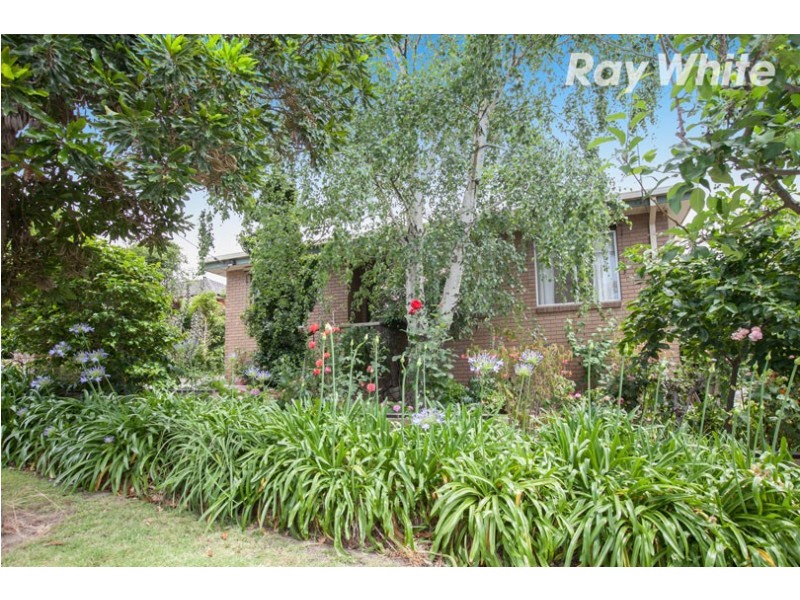 11A Macleod Parade, Macleod VIC 3085