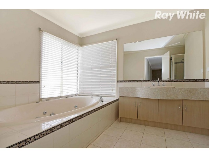 7 Pintail Close, Bundoora VIC 3083