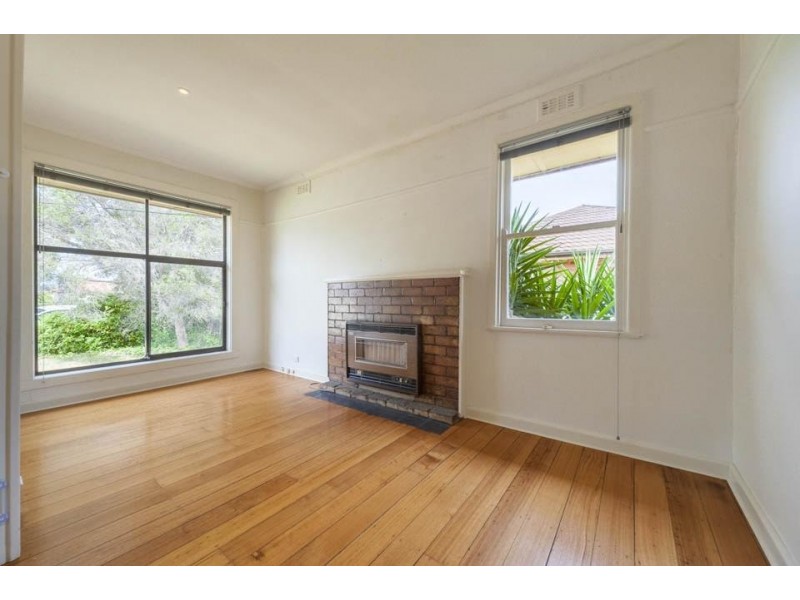 22 Winter Crescent, Reservoir VIC 3073