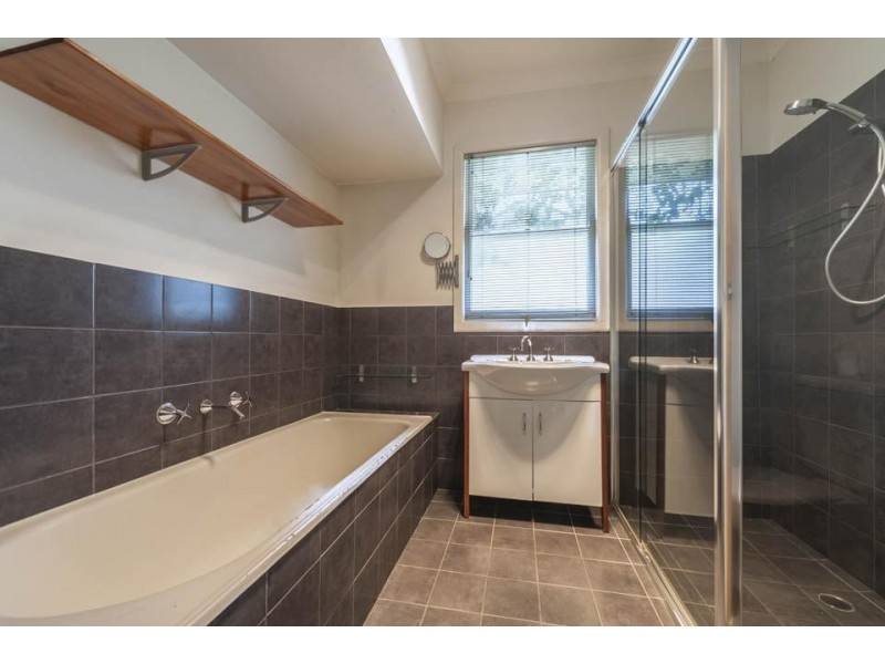 22 Winter Crescent, Reservoir VIC 3073