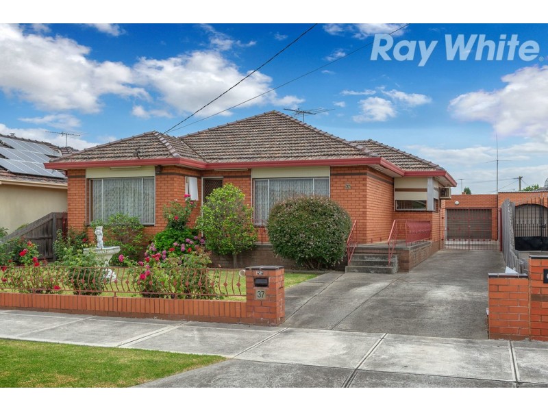 37 Currajong Street, Thomastown VIC 3074