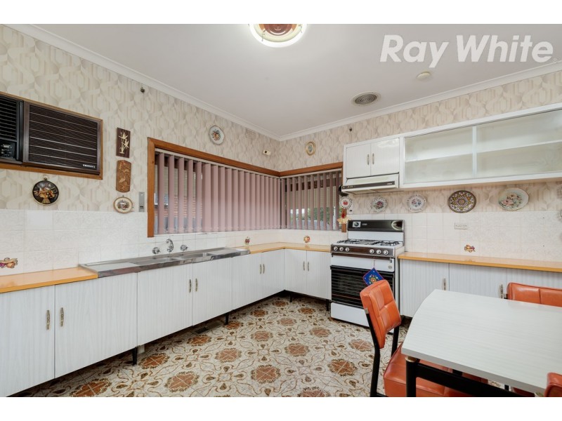 37 Currajong Street, Thomastown VIC 3074