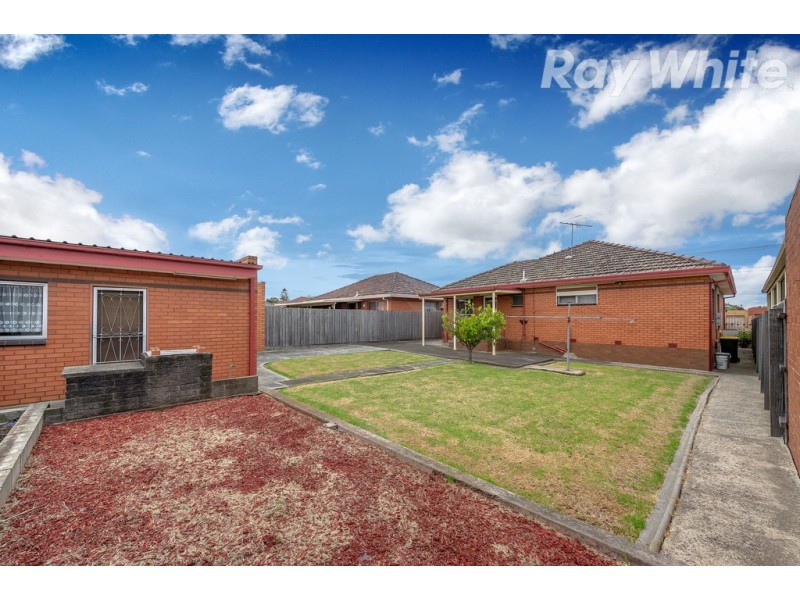 37 Currajong Street, Thomastown VIC 3074