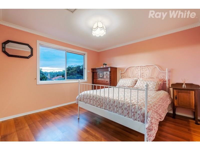 111 The Fairway, Kingsbury VIC 3083