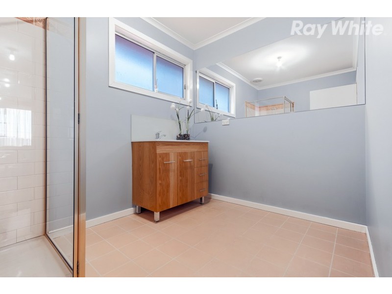 111 The Fairway, Kingsbury VIC 3083