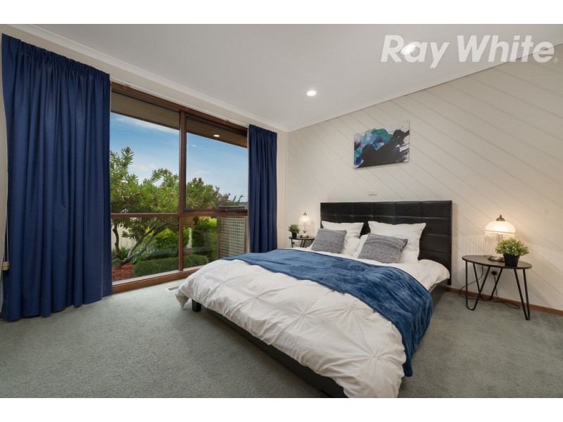 10 Merryn Close, Bundoora VIC 3083