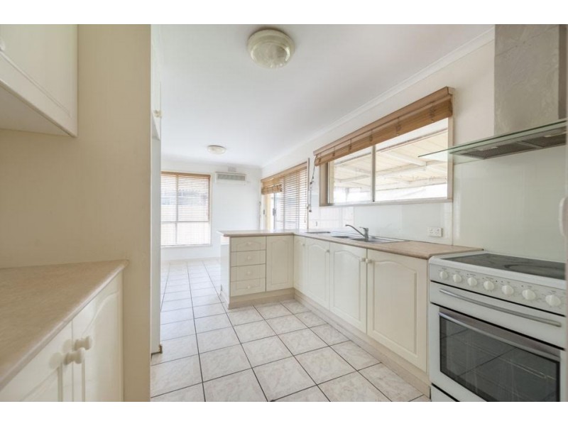 44 Bickley Avenue, Thomastown VIC 3074