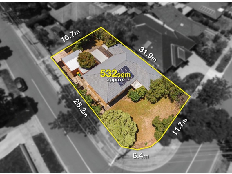 16 Lea Crescent, Bundoora VIC 3083