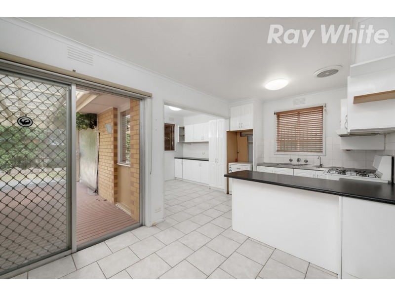16 Lea Crescent, Bundoora VIC 3083