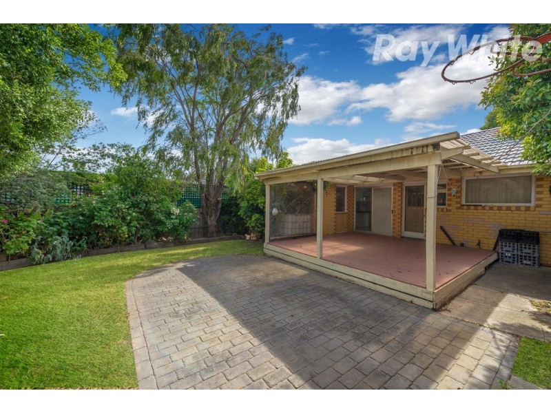 16 Lea Crescent, Bundoora VIC 3083