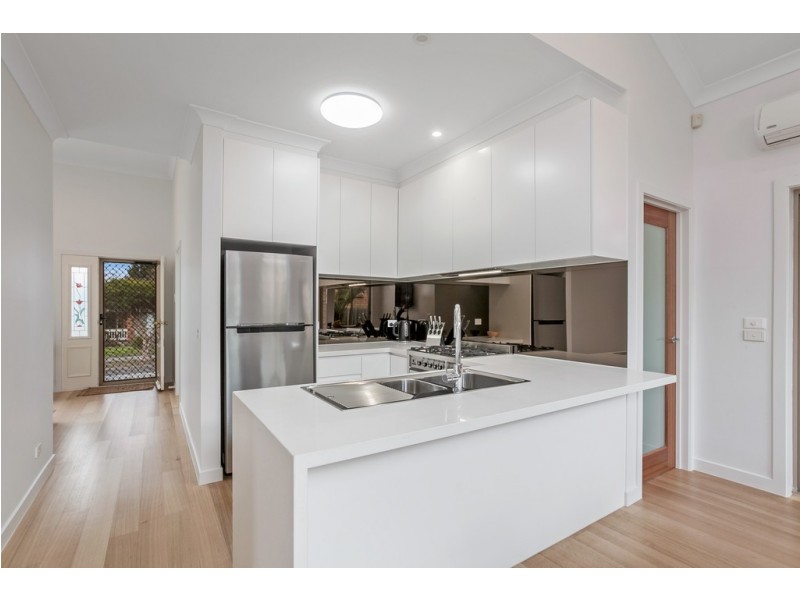 42 Carbeen Drive, Bundoora VIC 3083