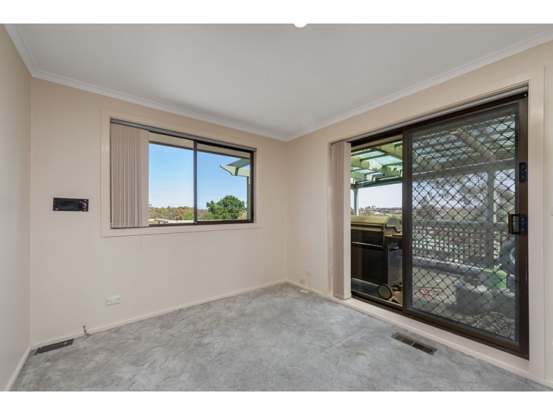 25 Neilsen Crescent, Bundoora VIC 3083