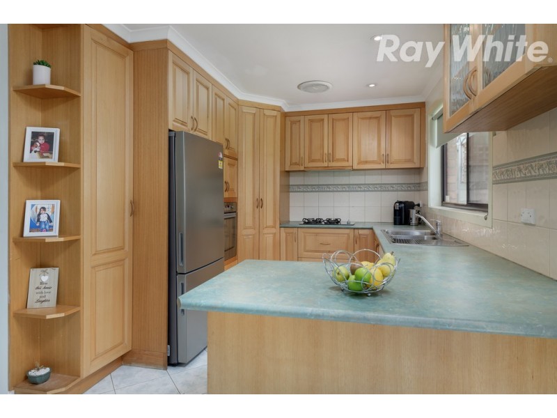 24 Kinlora Avenue, Epping VIC 3076