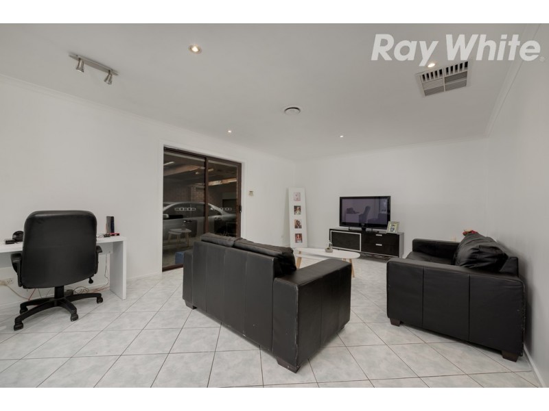 24 Kinlora Avenue, Epping VIC 3076